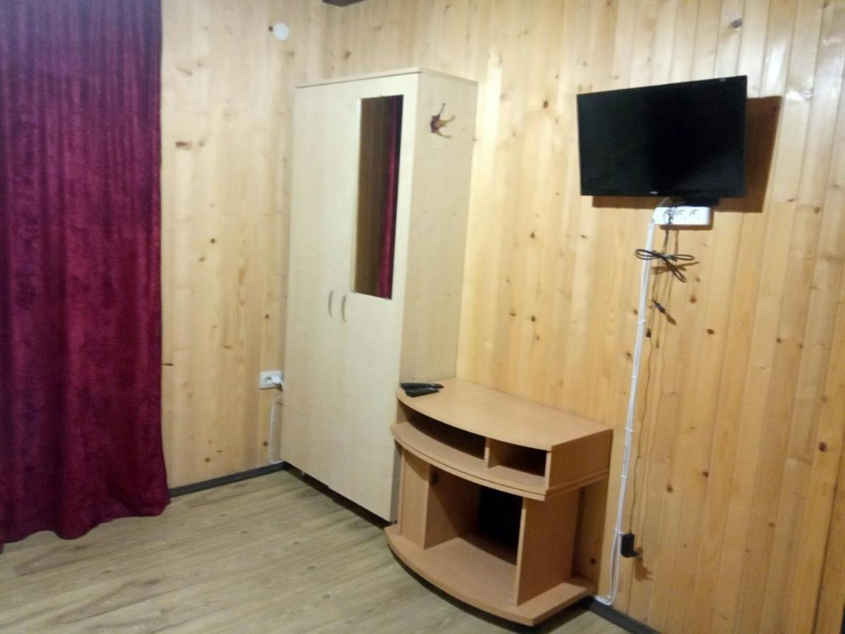 Сонячний Котедж 斯拉夫西克 外观 照片